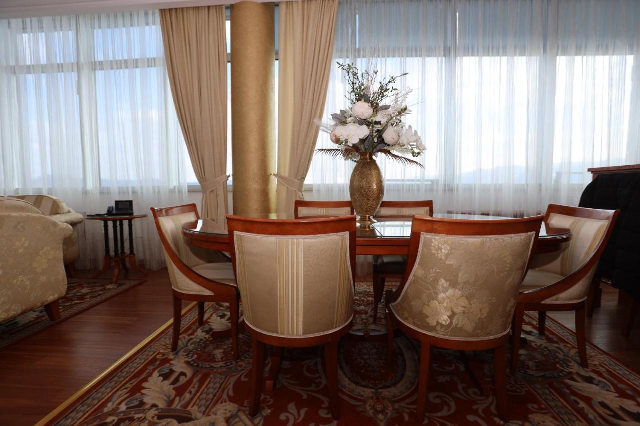 Apart-Hotel Integra บันยาลูกา ภายนอก รูปภาพ
