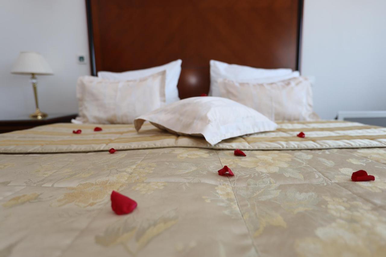 Apart-Hotel Integra บันยาลูกา ภายนอก รูปภาพ
