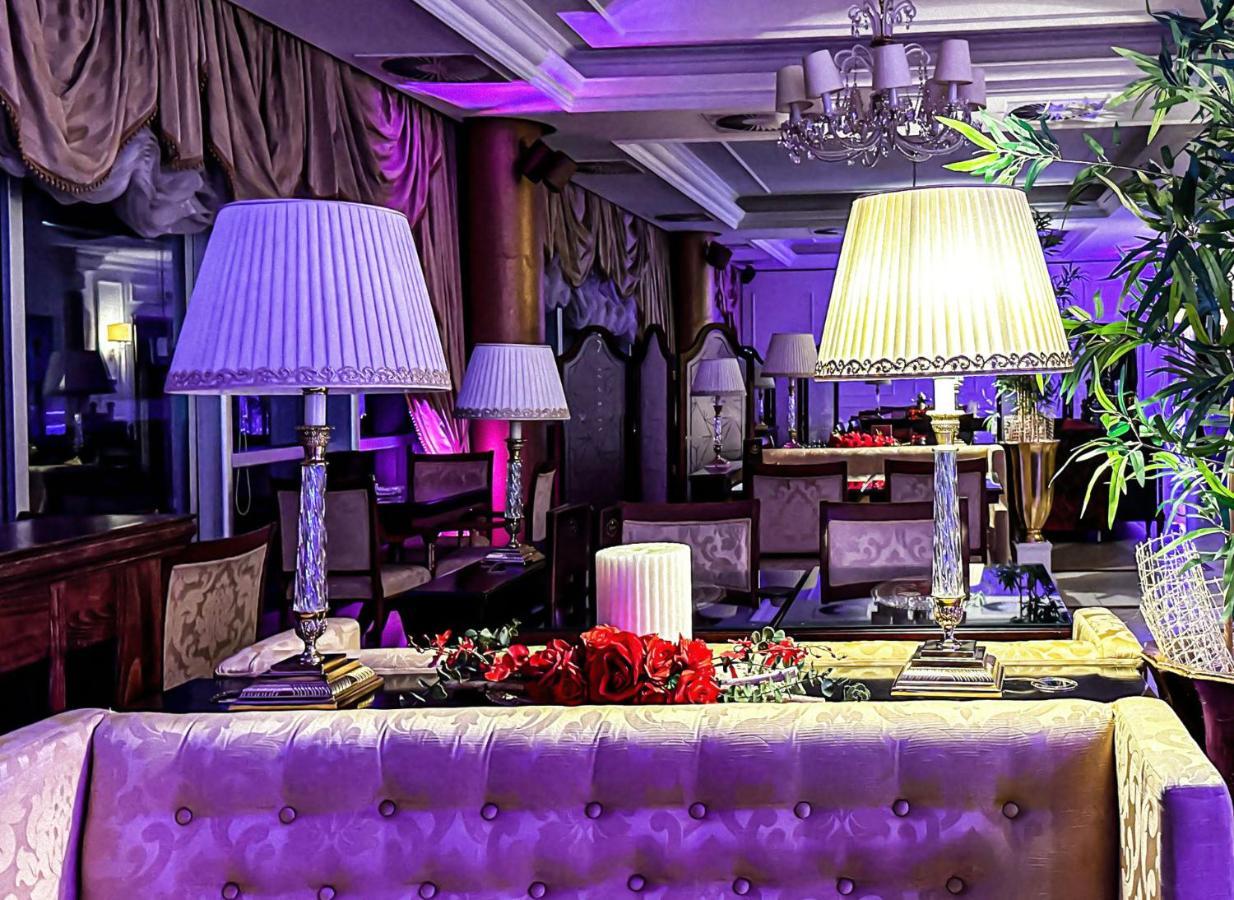 Apart-Hotel Integra บันยาลูกา ภายนอก รูปภาพ
